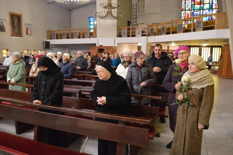 Łatwe i piękne chwyty gitarowe do Maryjo Matko Mojego Wezwania