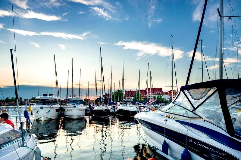 Gdzie ta keja – zanurz się w ukryte znaczenie tekstu piosenki