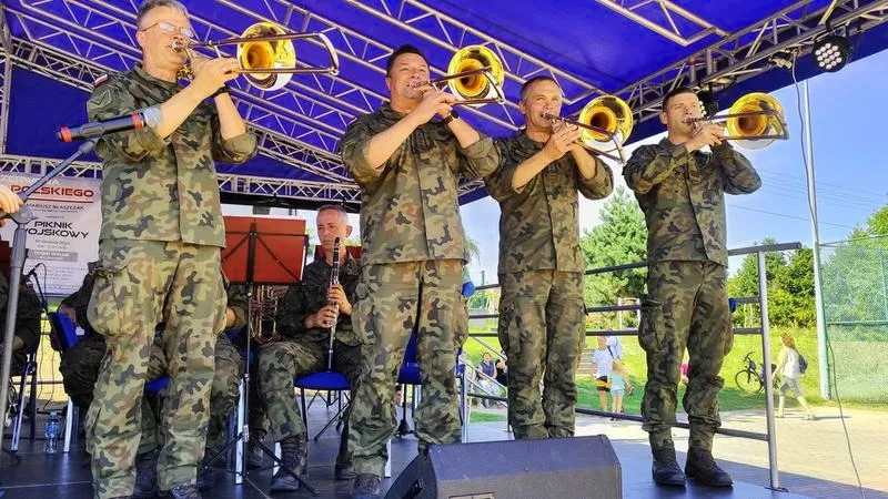 Ile zarabia muzyk w orkiestrze wojskowej? Oto zaskakujące fakty o wynagrodzeniu w tej branży