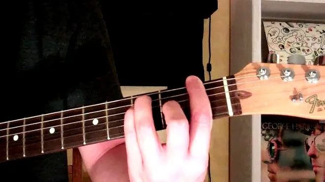 Proste kroki do opanowania chwytu F na gitarze – jak uniknąć powszechnych błędów