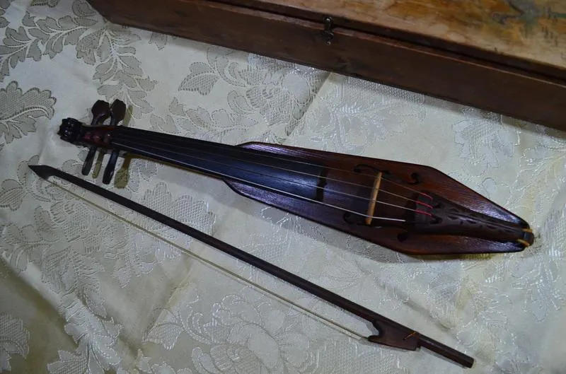 Góralskie skrzypce tradycja i rzemiosło