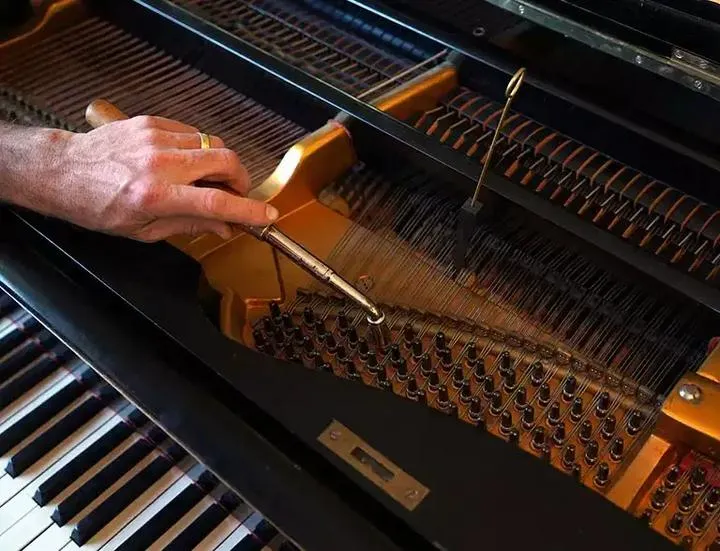 Narzędzia do strojenia pianina